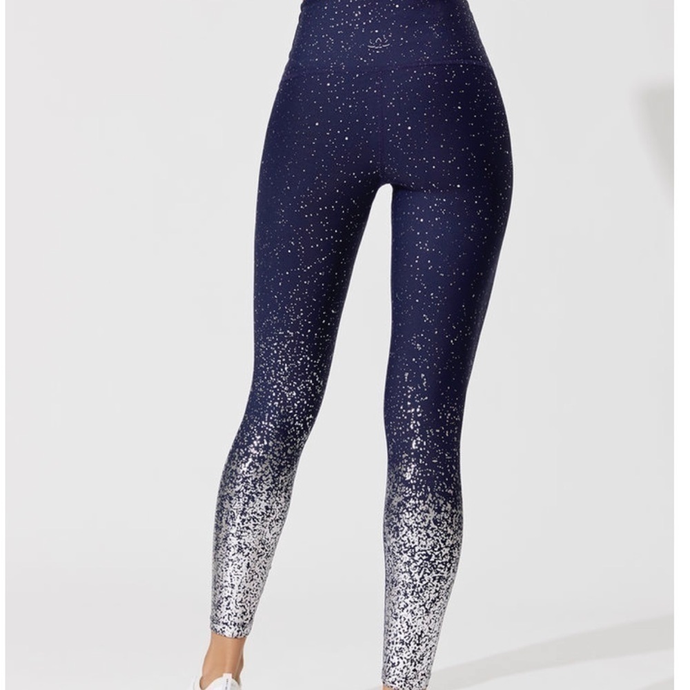 Beyond Yoga High Waist Leggings! - Picture 4 of 7
